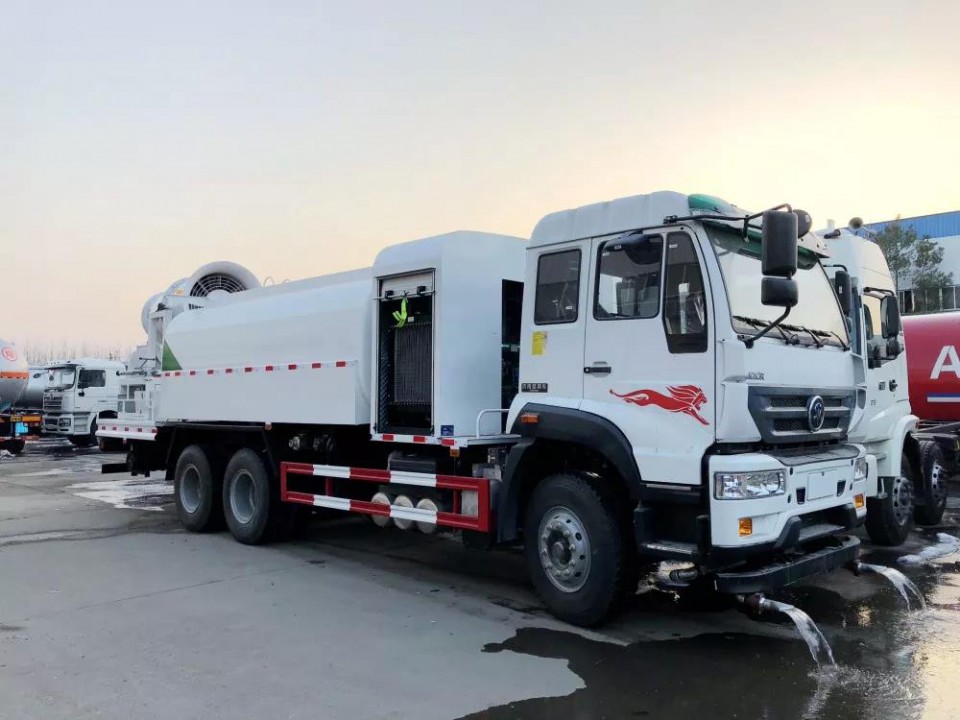 重汽斯太爾后雙橋程力霧炮車抑塵車 (2)